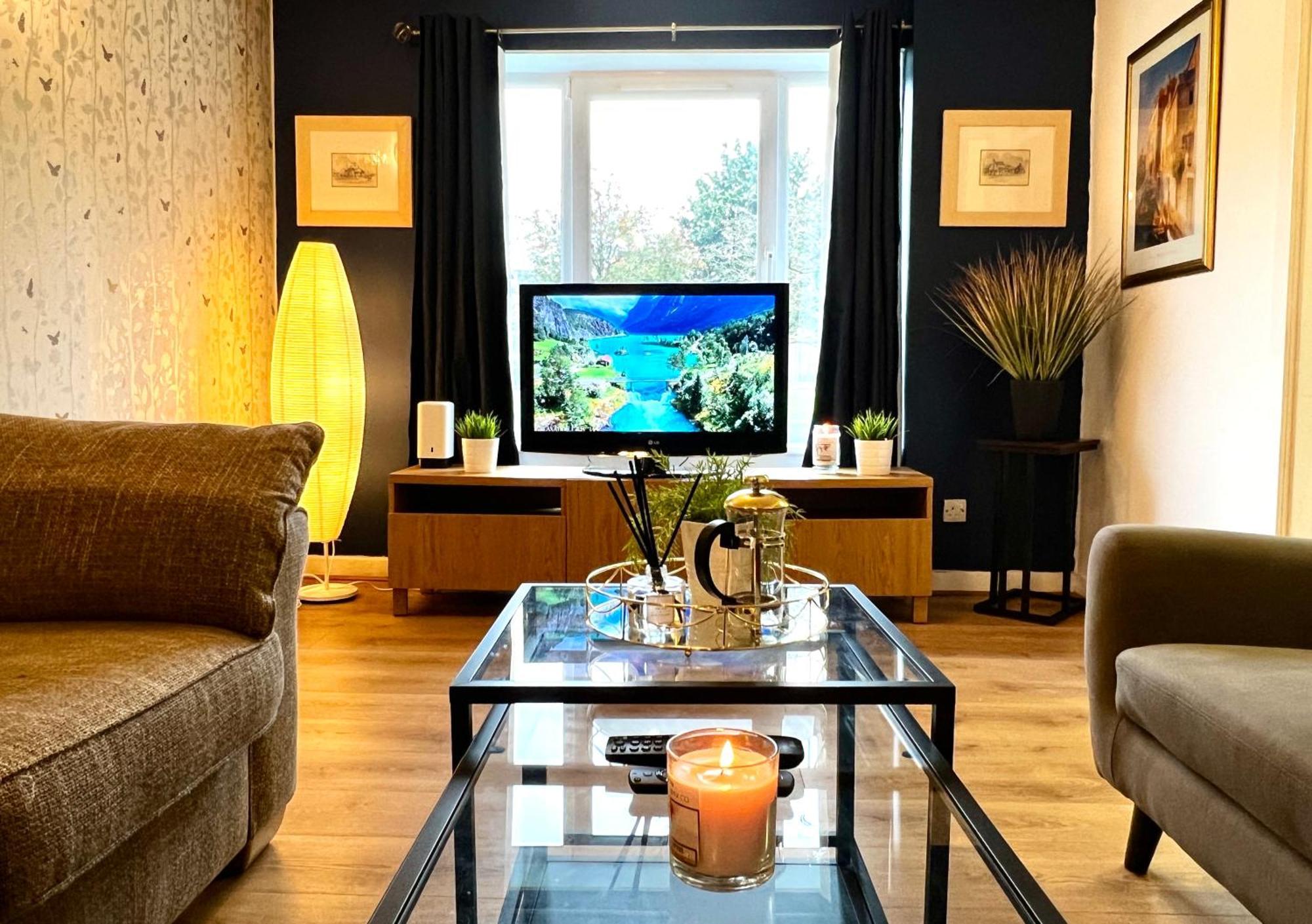 Ground Floor Flat With Free Parking & Wifi Apartment Glasgow Luaran gambar
